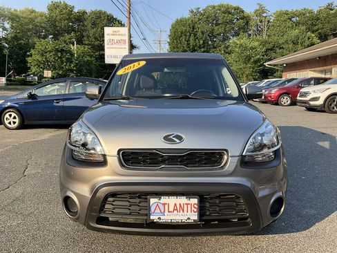Used 2013 Kia Soul + FWD image 2