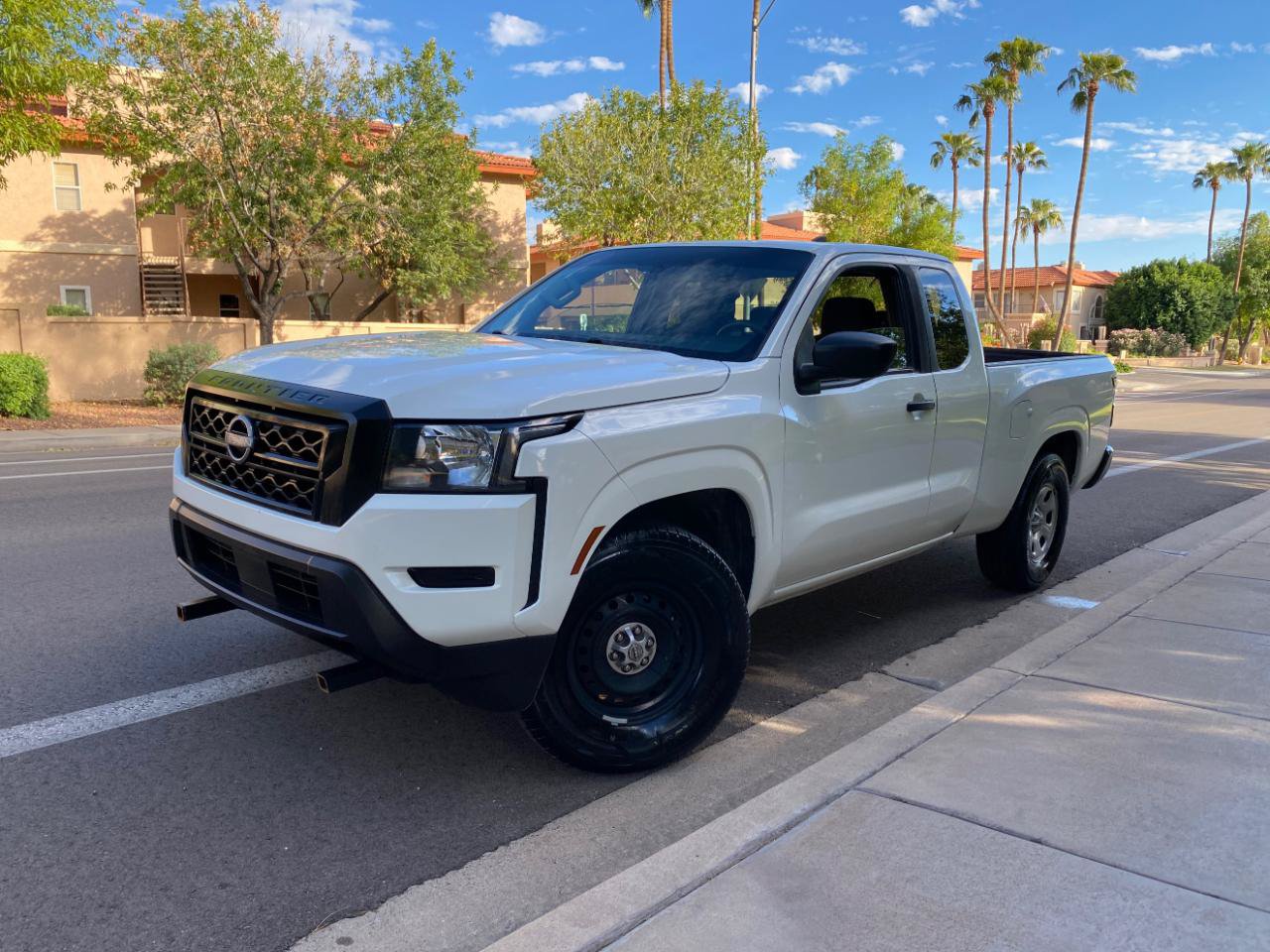Used 2024 Nissan Frontier S RWD image 5