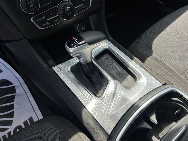 Used 2016 Dodge Charger R/T RWD image 34