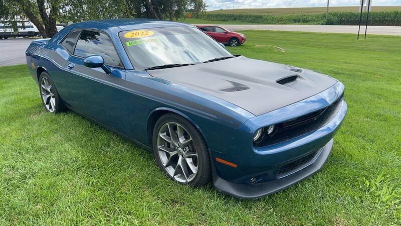 Used 2022 Dodge Challenger GT RWD image 2