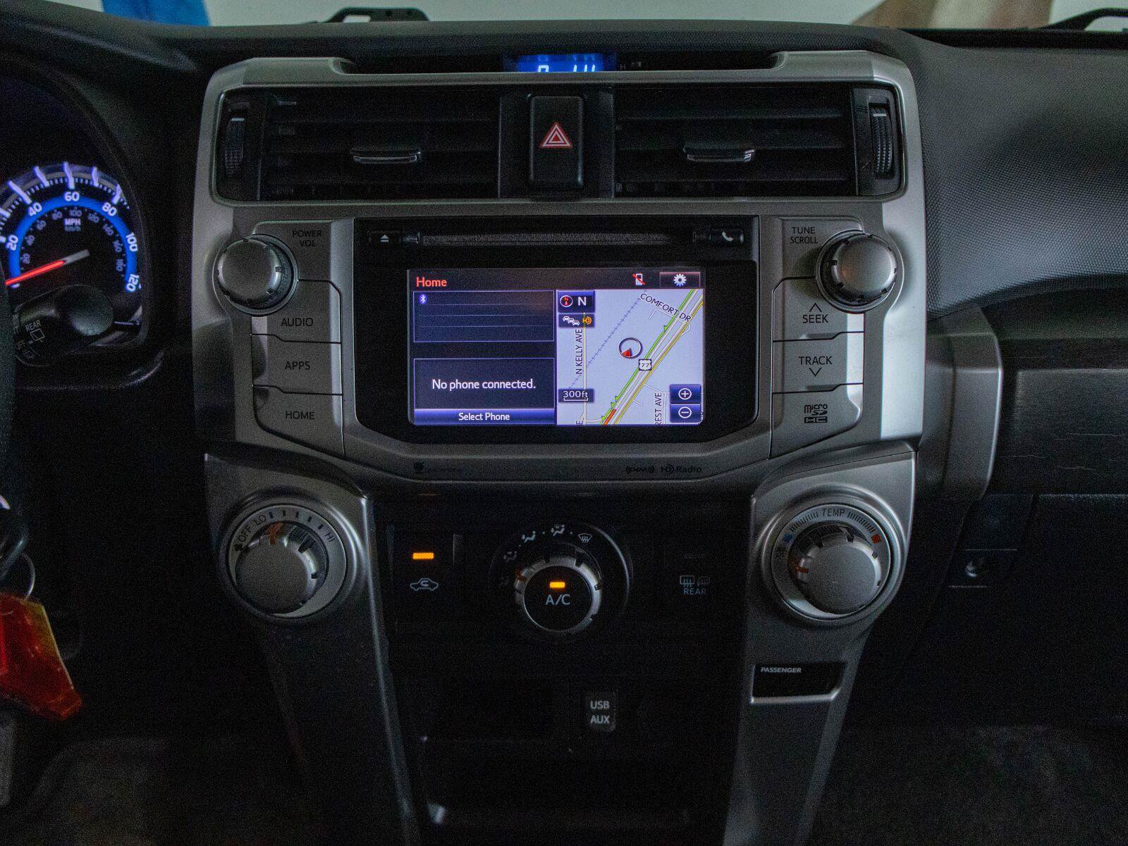 Used 2016 Toyota 4Runner SR5 Premium RWD image 4