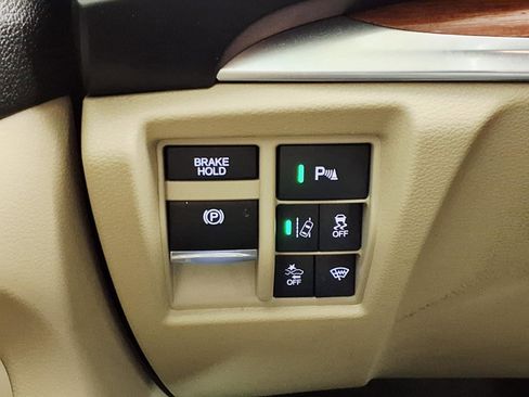 Used 2017 Acura MDX FWD w/ Advance Package image 22