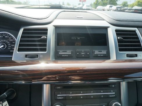 Used 2009 Lincoln MKS FWD image 13