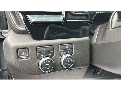 Used 2024 GMC Sierra 1500 Elevation image 19