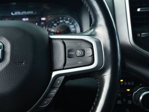 Used 2022 RAM 1500 Big Horn AWD/4WD image 14