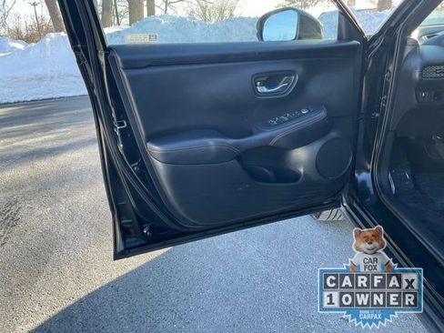 Used 2024 Honda HR-V Sport image 9