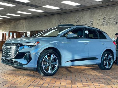 Used 2023 Audi Q4 e-tron Prestige w/ Black Optic Package image 5