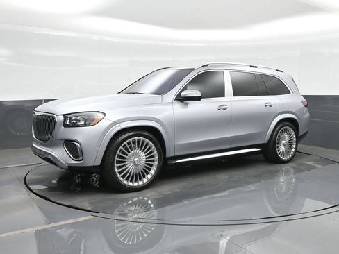 Used 2025 Mercedes-Benz Maybach GLS 600 4MATIC image 1