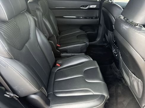 Used 2024 Hyundai Palisade Calligraphy image 14
