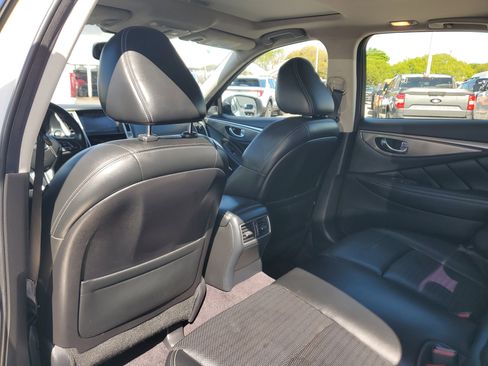 Used 2019 INFINITI Q50 Sport image 18