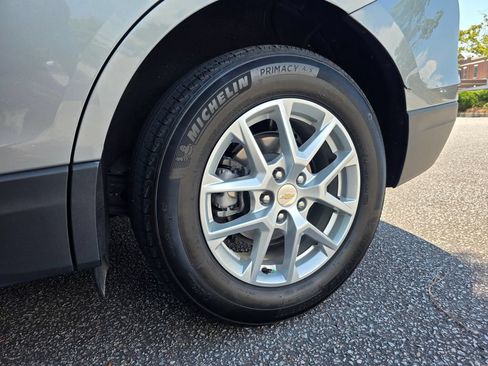 Used 2024 Chevrolet Equinox LT FWD image 37