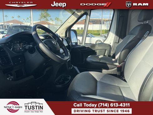 Used 2025 RAM ProMaster 2500 w/ Convenience Group FWD image 24
