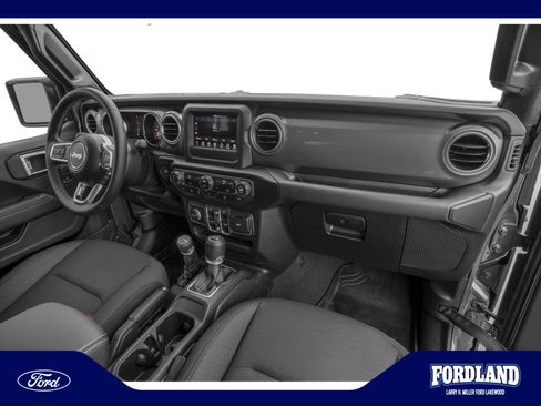 Used 2020 Jeep Wrangler Unlimited Sport AWD/4WD image 10