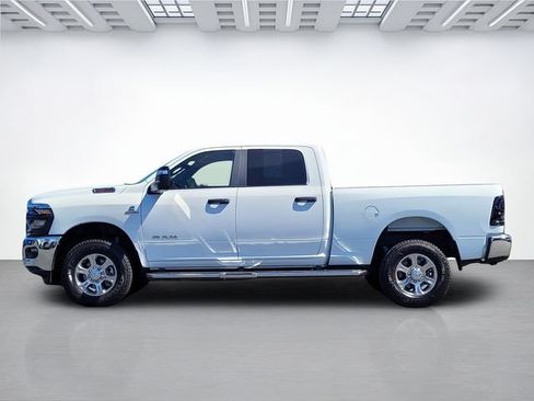 Used 2025 RAM 2500 Big Horn AWD/4WD image 7