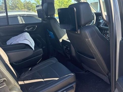 Used 2021 Chevrolet Tahoe Z71 w/ Rear Media and Nav Package AWD/4WD image 10