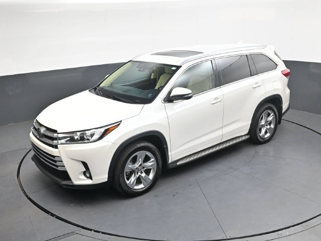 Used 2018 Toyota Highlander Limited AWD/4WD image 31