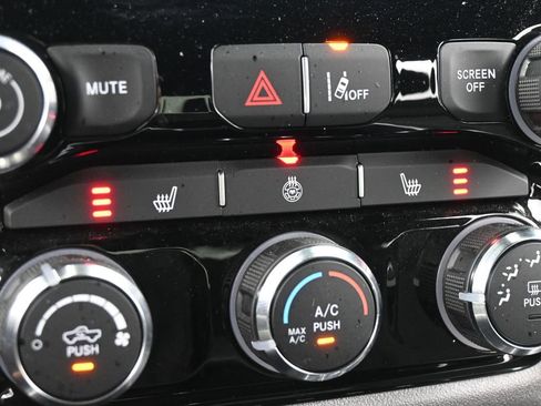 Used 2025 RAM 1500 Big Horn image 26