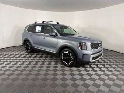 Used 2025 Kia Telluride S