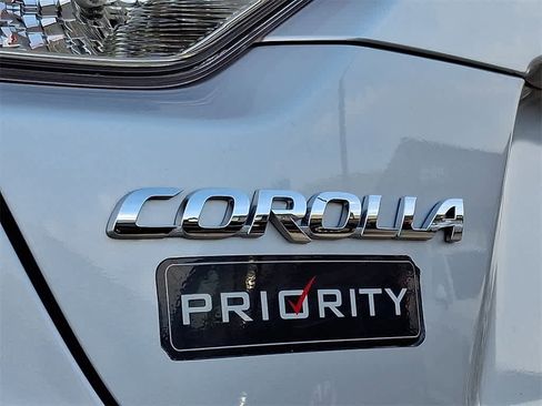 Used 2023 Toyota Corolla LE w/ Carpet Mat Package (TMS) image 30