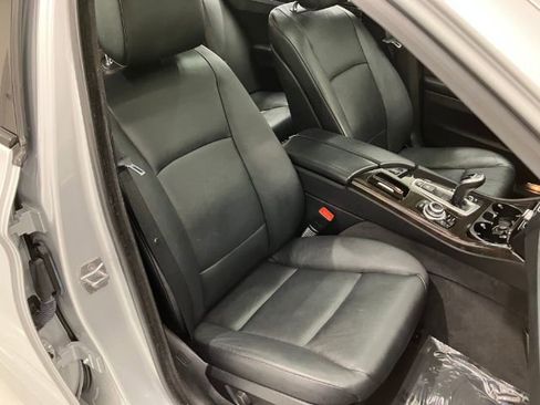 Used 2013 BMW 535i . image 44