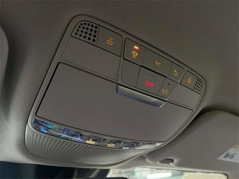 Certified 2022 Mercedes-Benz GLC 300 4MATIC image 31