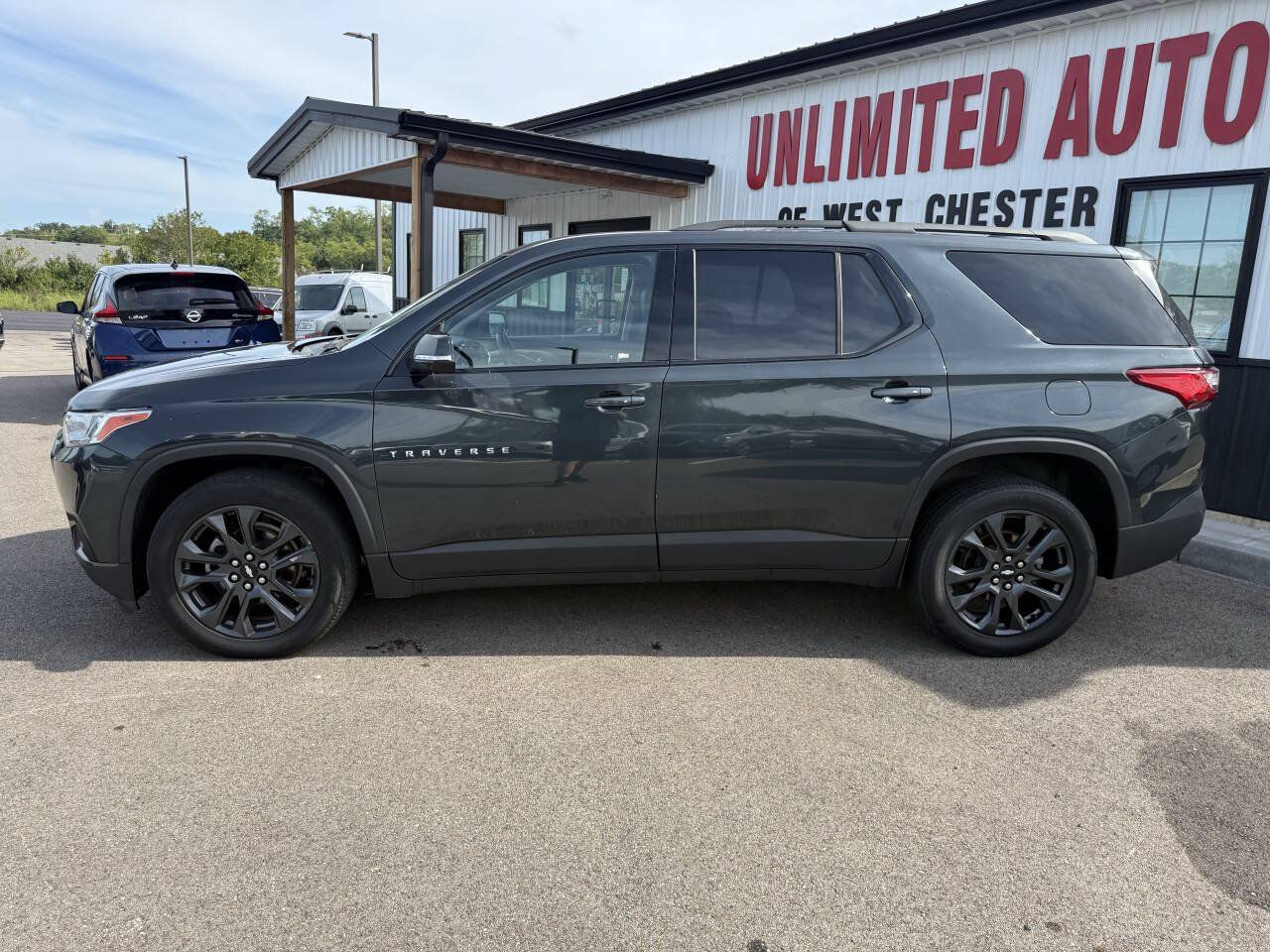 Used 2019 Chevrolet Traverse RS FWD image 11