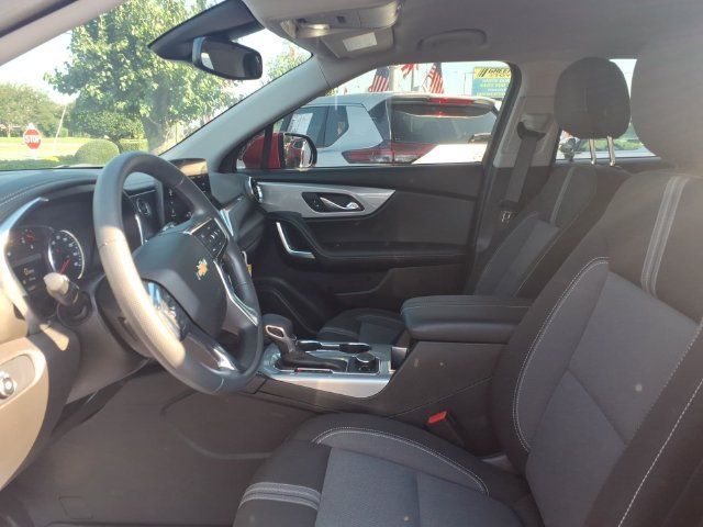 Used 2024 Chevrolet Blazer LT w/ Convenience Package FWD image 5