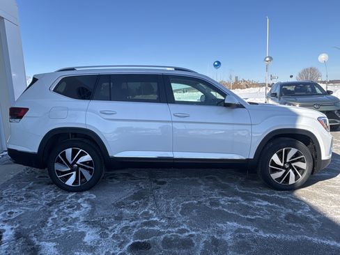 New 2026 Volkswagen Atlas SEL image 7