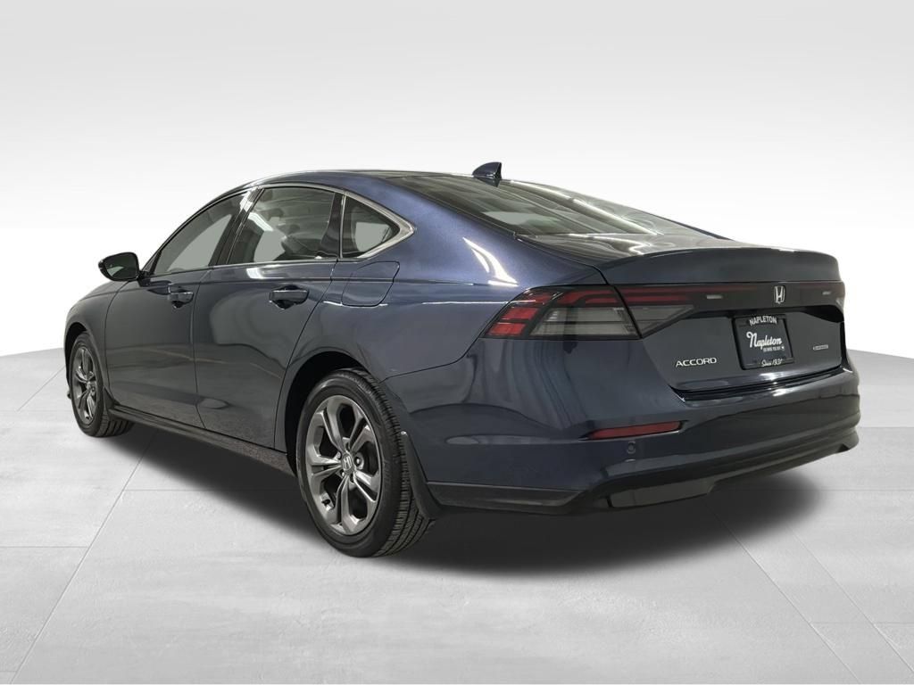 Certified 2025 Honda Accord EX-L image 2