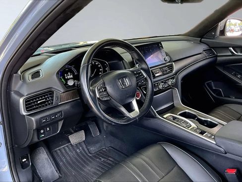 Used 2022 Honda Accord Touring image 14