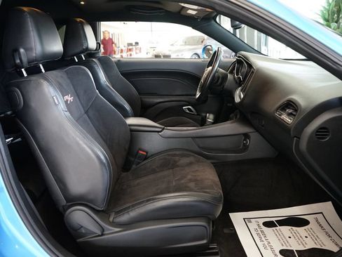 Used 2015 Dodge Challenger R/T Plus RWD image 41