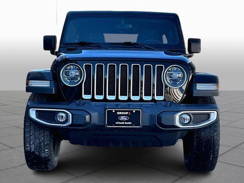 Used 2019 Jeep Wrangler Unlimited Sahara image 4