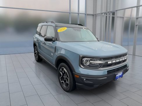 Used 2021 Ford Bronco Sport Big Bend w/ Big Bend Package AWD/4WD image 2