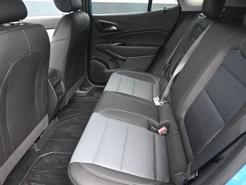New 2026 Chevrolet Trax LT w/ Driver Confidence Package FWD image 22