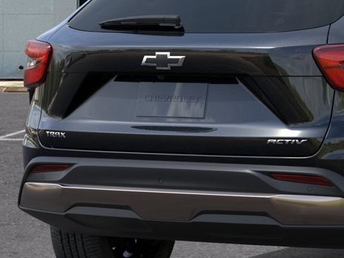 New 2026 Chevrolet Trax ACTIV w/ Driver Confidence Package FWD image 14