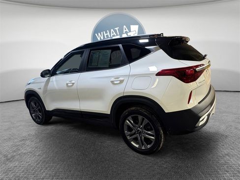 Certified 2023 Kia Seltos S image 6