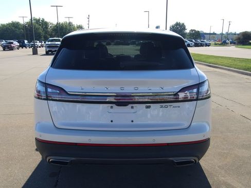 Used 2019 Lincoln Nautilus Reserve w/ Driver Assistance Package AWD/4WD image 15