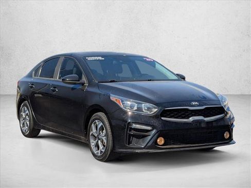 Used 2020 Kia Forte LXS image 3