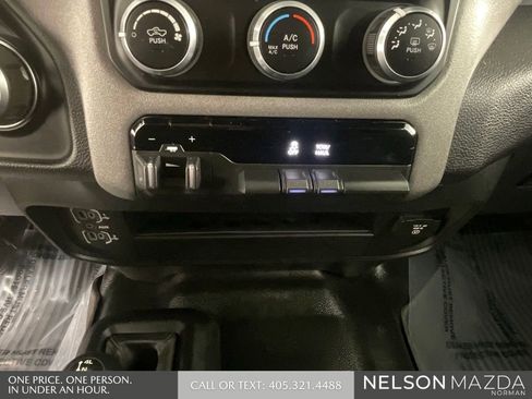 Used 2021 RAM 2500 Tradesman w/ Chrome Appearance Group AWD/4WD image 36