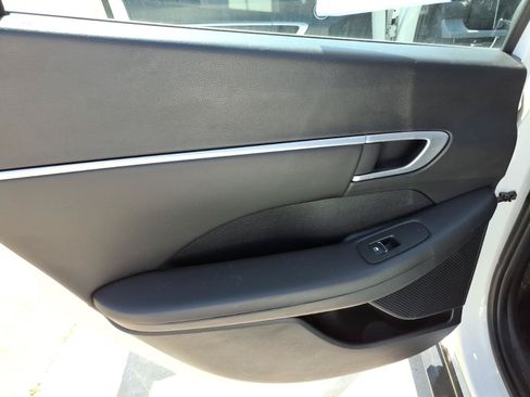Used 2024 Hyundai Sonata SEL FWD image 15