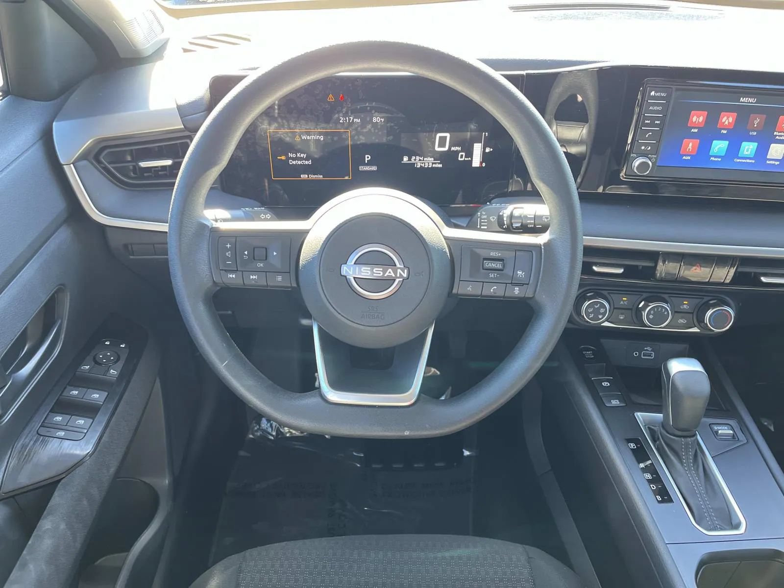 Used 2025 Nissan Kicks S AWD/4WD image 12