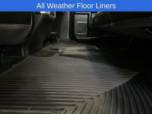 Used 2018 Ford F150 Lariat w/ Equipment Group 502A Luxury image 8