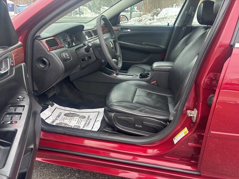 Used 2009 Chevrolet Impala LT image 18