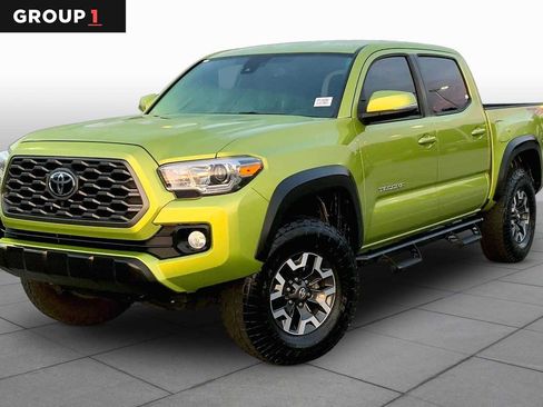 Used 2023 Toyota Tacoma TRD Off-Road w/ Advanced Technology Package AWD/4WD image 1
