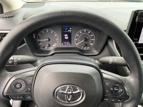 Used 2024 Toyota Corolla LE image 15
