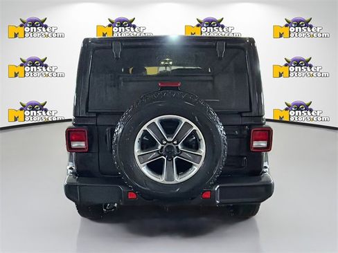 Used 2021 Jeep Wrangler Unlimited Sahara w/ Dual Top Group image 5