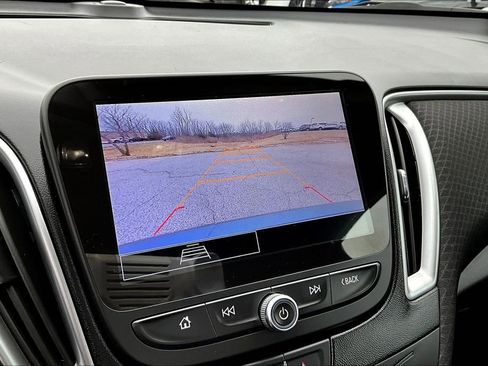 Used 2024 Chevrolet Malibu LT image 14