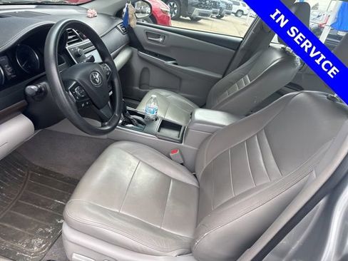 Used 2017 Toyota Camry LE image 7