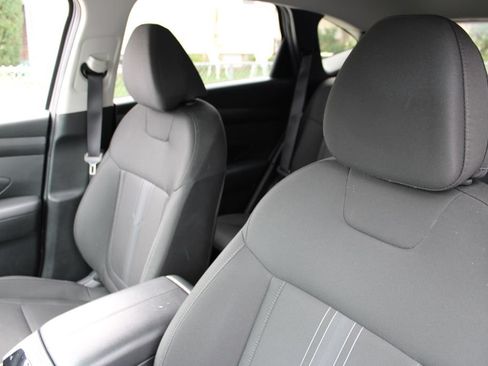 Used 2025 Hyundai Tucson SEL FWD image 7