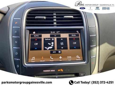 Used 2017 Lincoln MKX Reserve image 20